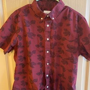 Men’s Patterned Short Sleeve Button Down